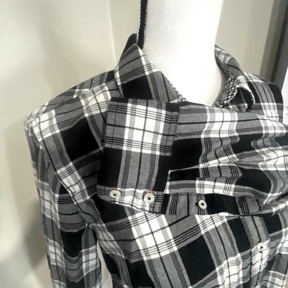Talbots white and black plaid cotton blouse - Picture 4 of 6